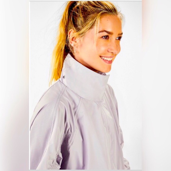 NWOT • Fabletics Haze Gray Giana Jacket 💚 - Picture 5 of 15